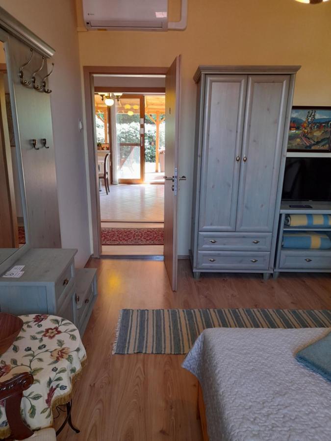 Zoeld Sziget Vendeghaz Hotel Eger Bagian luar foto