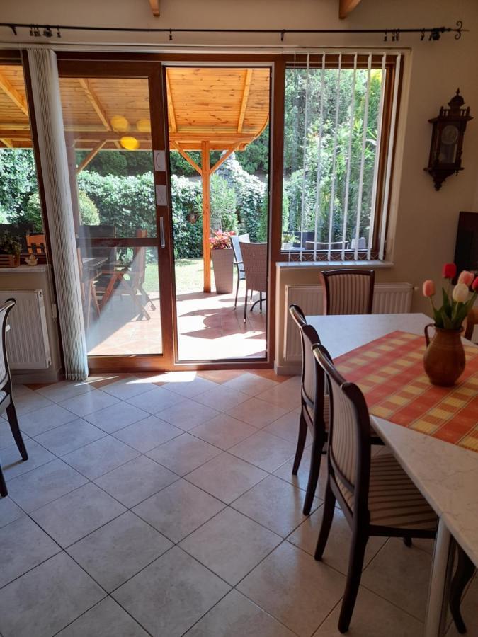 Zoeld Sziget Vendeghaz Hotel Eger Bagian luar foto